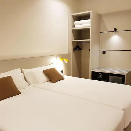 Peninsular 3* Girona