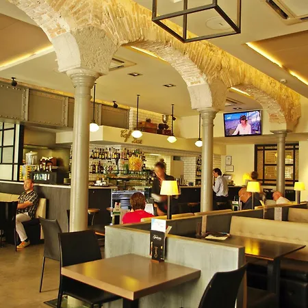 Peninsular Hotel Girona