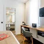 Peninsular Hotel