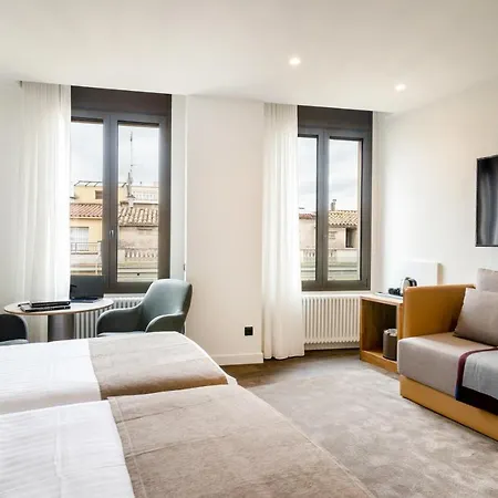 Peninsular Szálloda