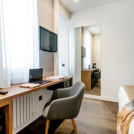 מלון Peninsular ז'ירונה