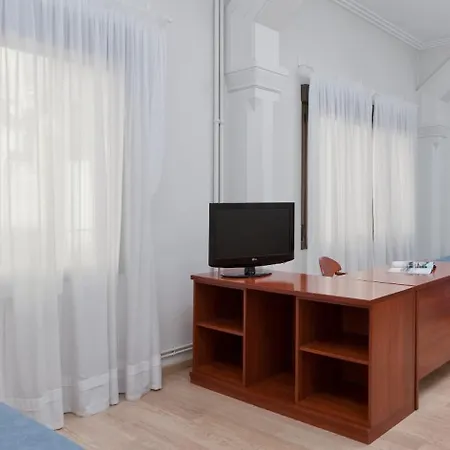 Peninsular 3* Gerona