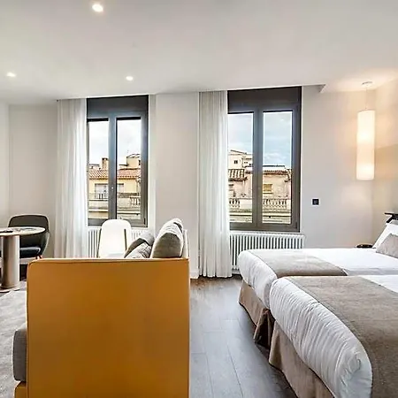 Hotell Peninsular 3*