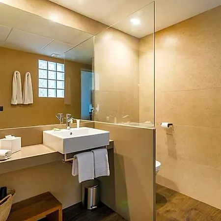 Peninsular Hotell Girona