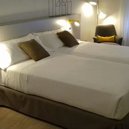 페닌술라 지로나